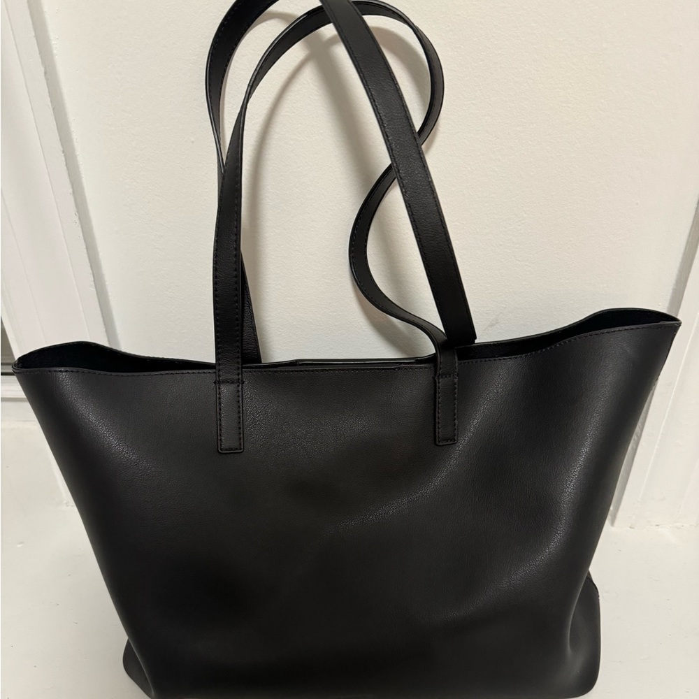 Away longitude tote